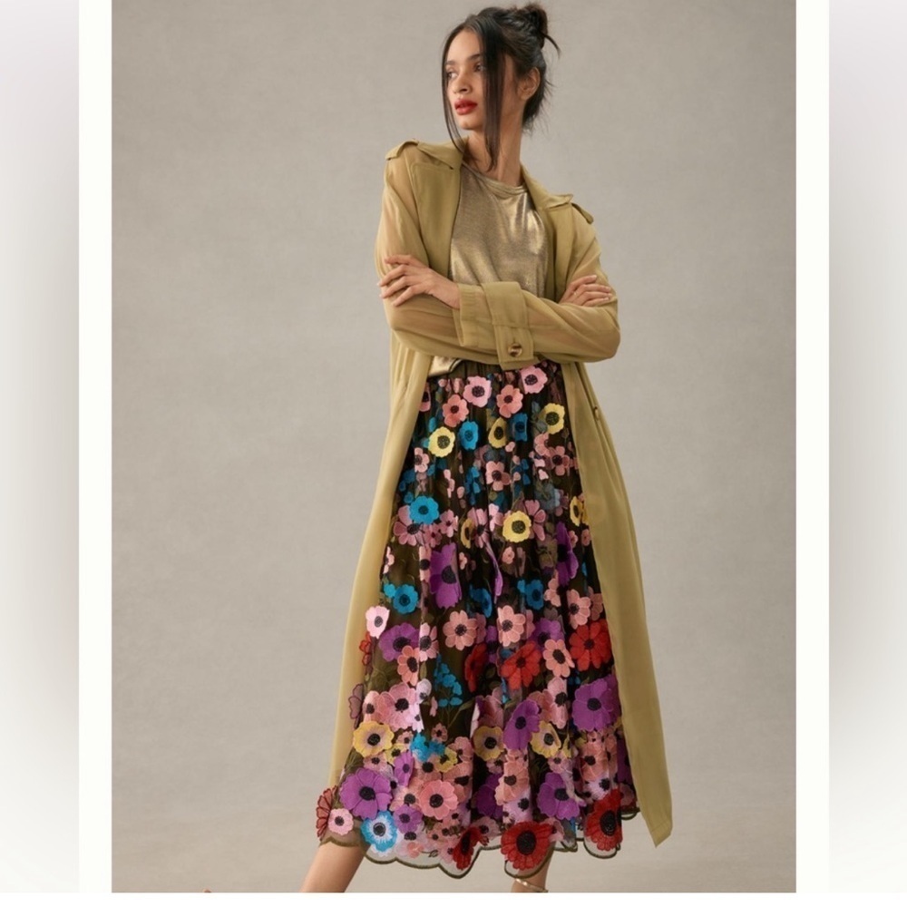 ANTHROPOLOGIE NWT MAEVE FLORAL APPLIQUÉ SKIRT 🌸 - Picture 2 of 9